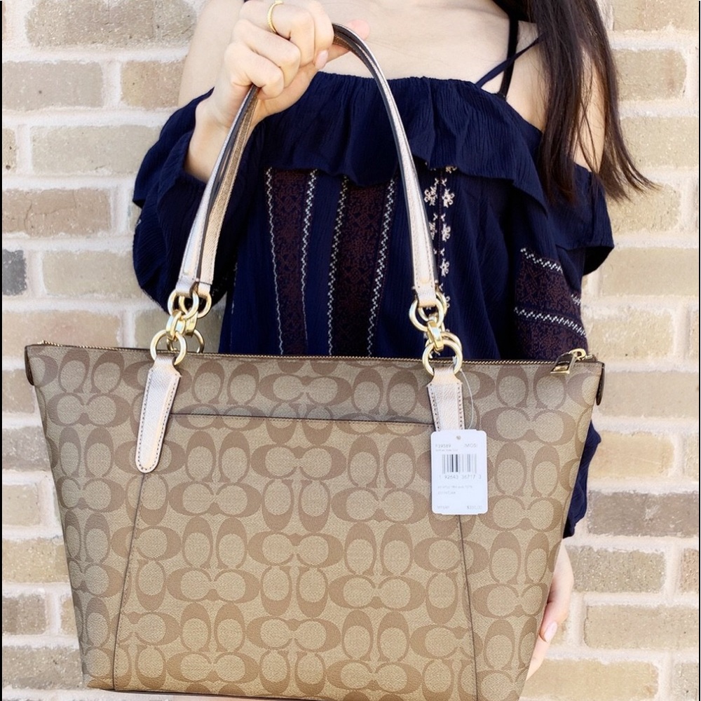 Gaby’sBags👜💕-Coach Large tote signature - Picture 3 of 6